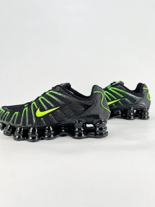 Zapatillas Nike Shox Negro y Verde