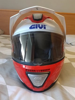 Casco GIVI X33