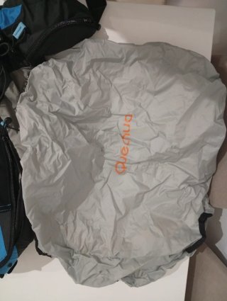 Mochila Quechua  17 litro Modelo  Diosaz Raid