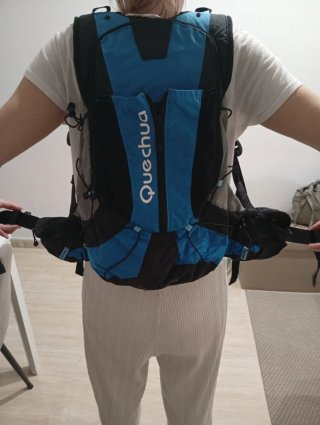 Mochila Quechua  17 litro Modelo  Diosaz Raid