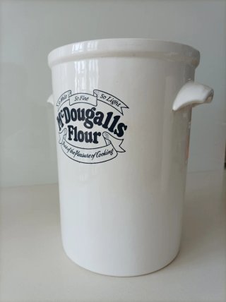 Contenitore inglese in ceramica smaltata McDougalls