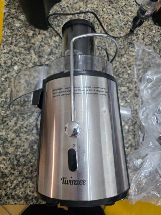 Centrifuga Twinzee Frutta e Verdura, Spremiagrumi