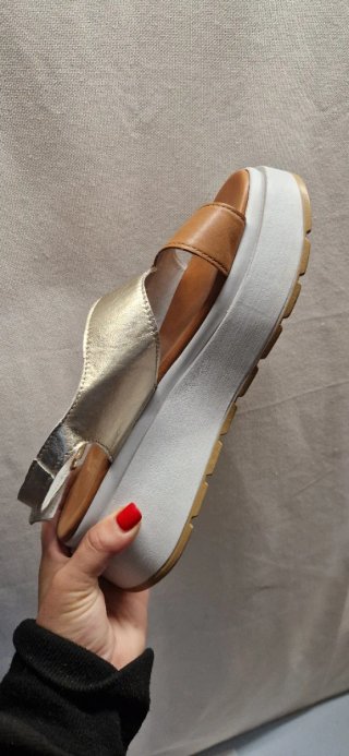 Sandali estivi donna Cafe Noir marrone oro n39