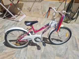 Bicicleta infantil niña