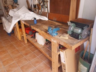 Banco de trabajo con tornillo
