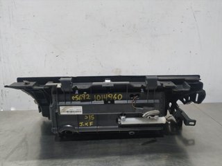 GUANTERA JAGUAR XF 204DTD