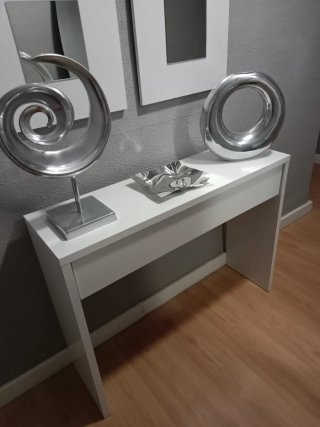 Consola recibidor blanca