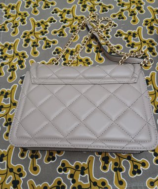 Borsa a tracolla trapuntata beige tortora