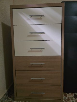 mesita y sinfonier para habitación