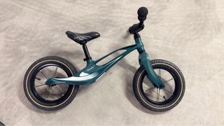 Bicicleta sin pedales 2-3 años