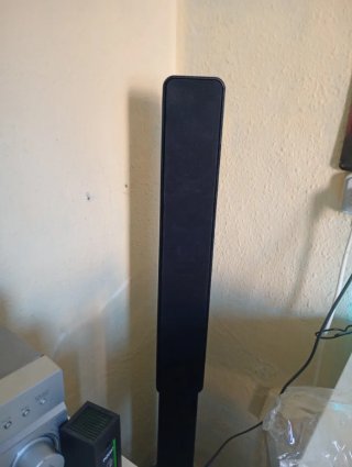Amplificador con 4 altavoces y subwoofer