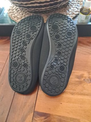 Scarpe da mare AMIX nere