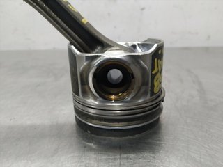 PISTON VOLKSWAGEN PASSAT VARIANT (3C5) BKP