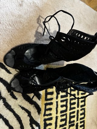 Sandalias Zara Tiras Negras