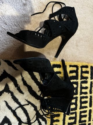 Sandalias Zara Tiras Negras