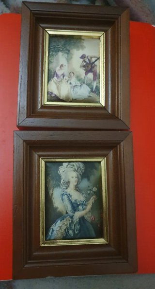 Dos cuadros decorativos vintage