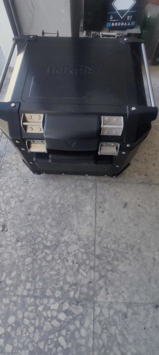 Top Case, Baul GIVI Triumph Trekker Outback 42L Ne