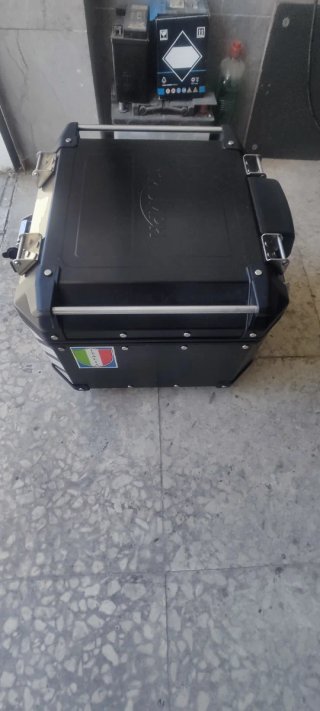 Top Case, Baul GIVI Triumph Trekker Outback 42L Ne