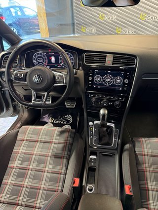 Volkswagen Golf GTI PERFOMANCE 245CV