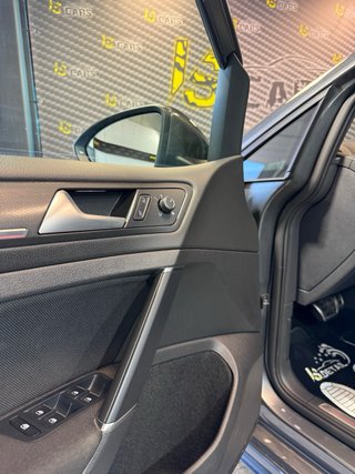Volkswagen Golf GTI PERFOMANCE 245CV