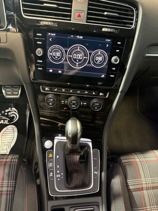 Volkswagen Golf GTI PERFOMANCE 245CV
