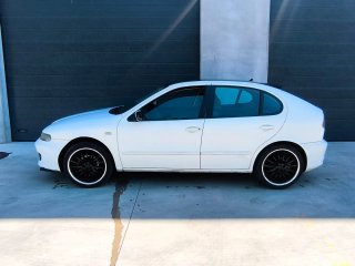 SEAT Leon 2000