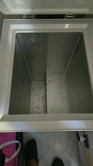 Congelatore AKAI ICE104SW - Funzionante