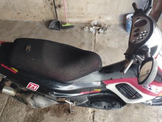 Gilera Runner Negro/roja