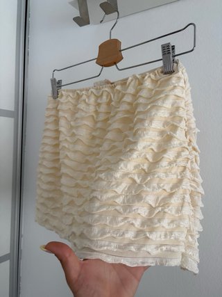Falda texturizada