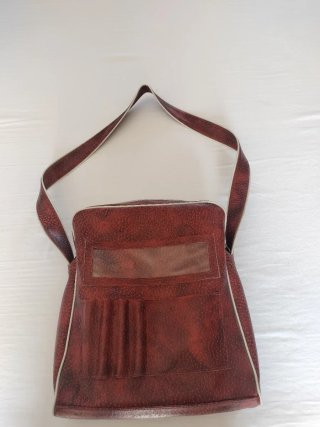 Borsa a tracolla in pelle rossa capiente