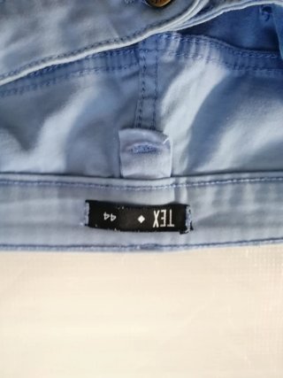 Pantalón pitillo azul elástico