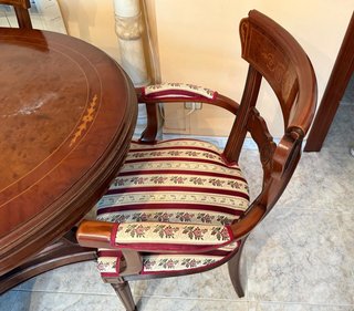 Mesa comedor estilo francés nogal