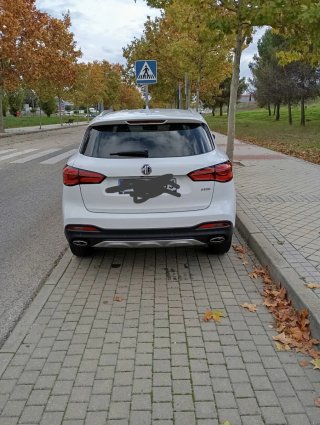 MG HS 2023