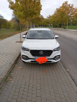 MG HS 2023