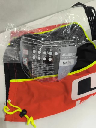 Casco LS2 Valiant F 900