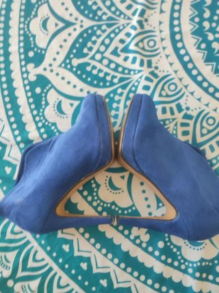 Botines tacón azul Lefties