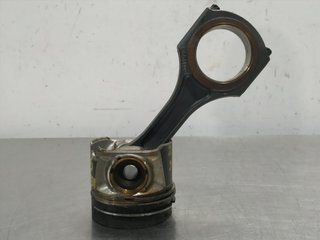PISTON MERCEDES-BENZ SPRINTER II JAMES COOK (906)