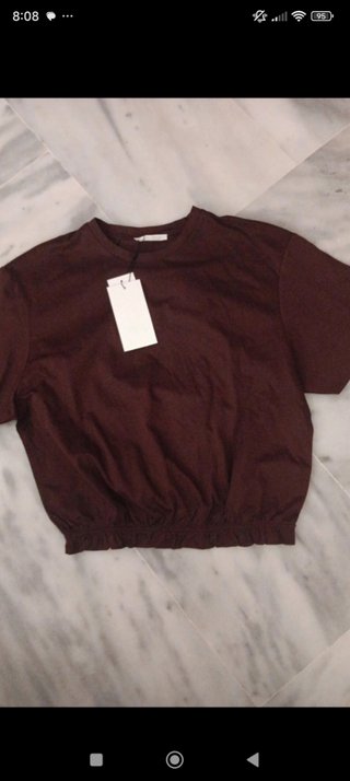Camiseta Zara marrón