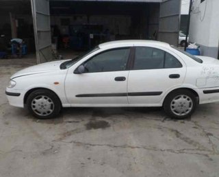 Nissan 1548881 piloto porton tras der almera n16 e