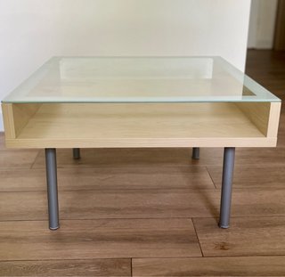 Mesa de salón madera y cristal