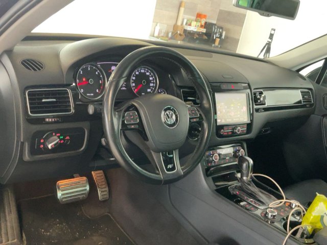 Volkswagen Touareg 2012 3.0 TDI