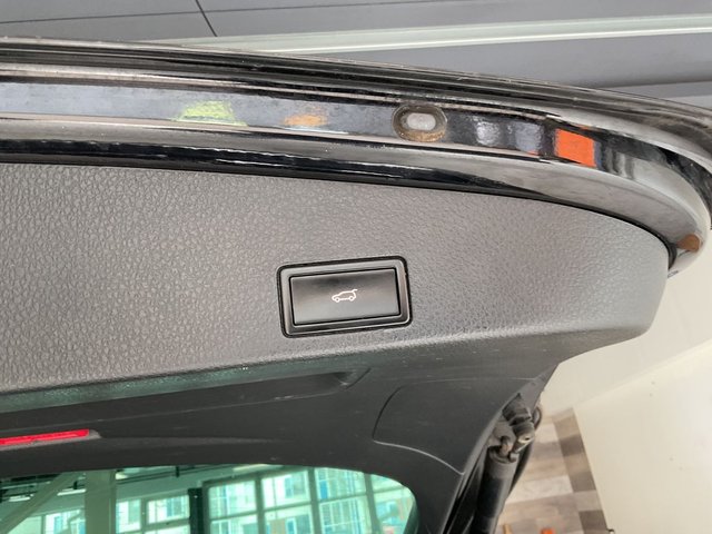 Volkswagen Touareg 2012 3.0 TDI