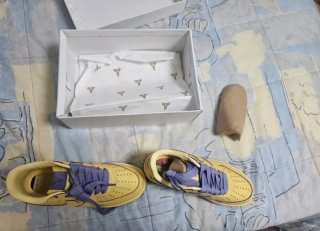 Nike Air Force 1 Kobe Amarillo Púrpura