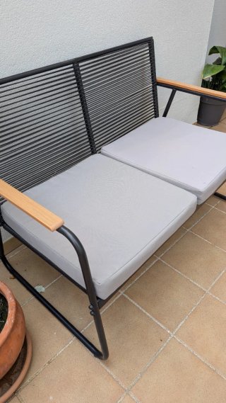 Conjunto de jardín: 2 sillones, sofá y mesa