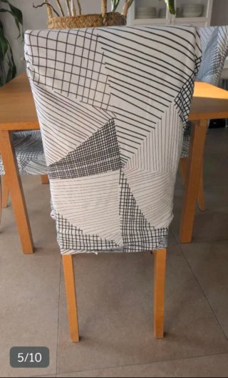 Mesa de comedor con 4 sillas