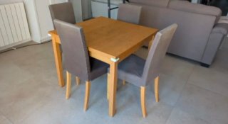Mesa de comedor con 4 sillas