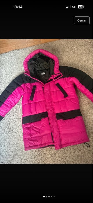 The North Face Chaqueta Negra y Rosa