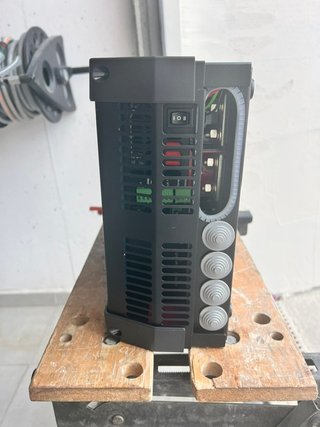 Victron Energy MultiPlus-II 12/3000 Inversor Carga