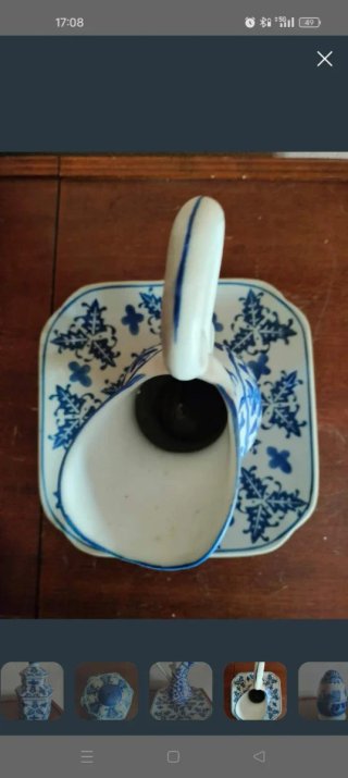 Juego de cerámica azul y blanco