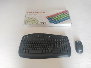 Tastiera Microsoft + Mouse + Kidsboard